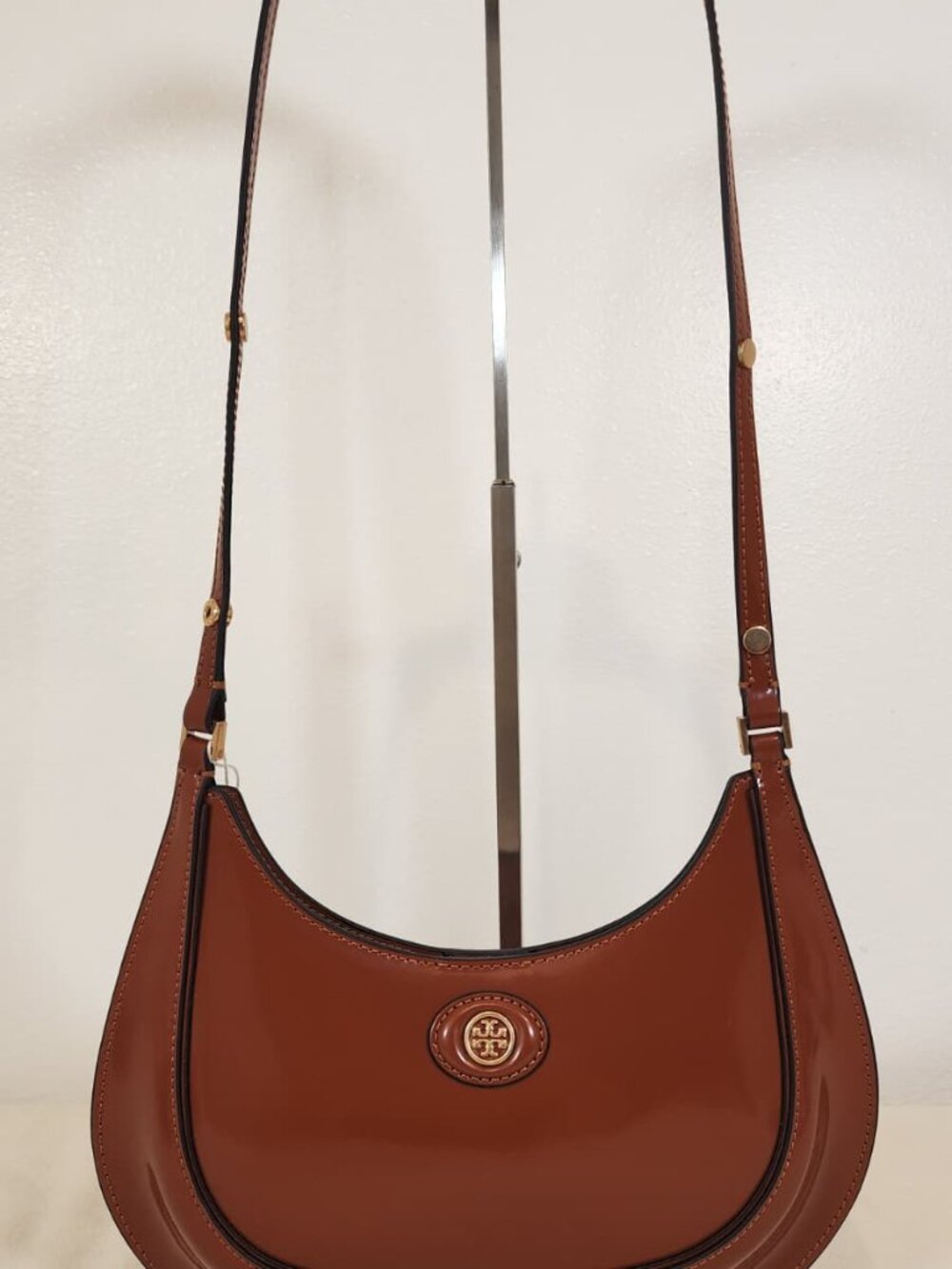Tory Burch Robinson Spazzolato Convertible Crescent Bag